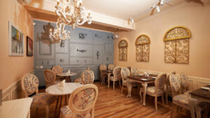 Read more about the article Cafe -La chocolate, Egmore